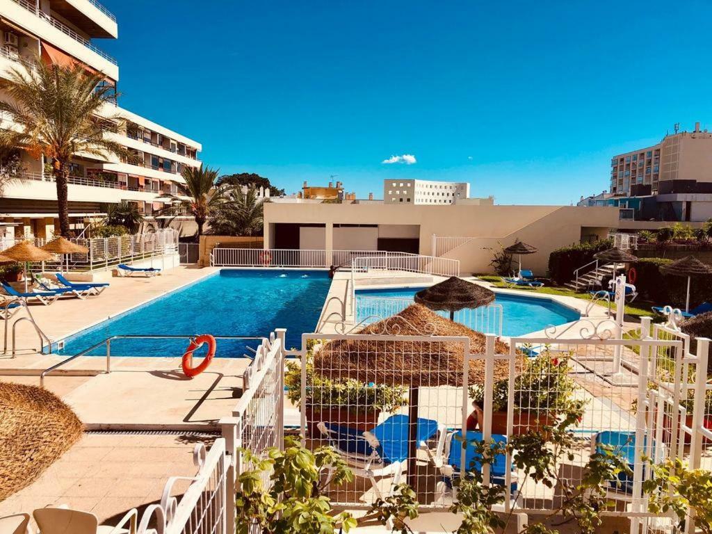 Nogalera 110 City Central 3 Seasonal Pools With Bar Torremolinos Zewnętrze zdjęcie